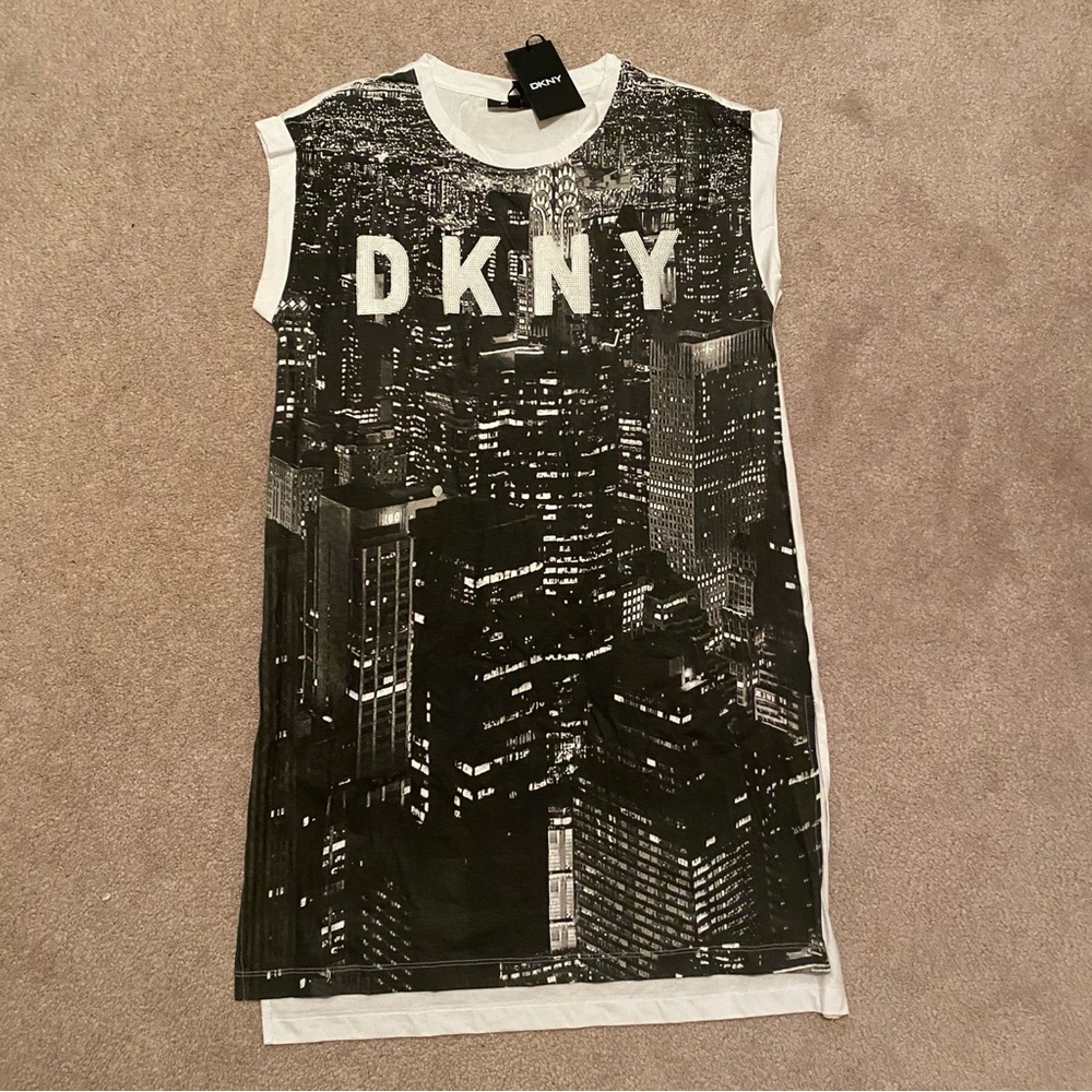 DKNY Black and White Cityscape Sleeveless Dress